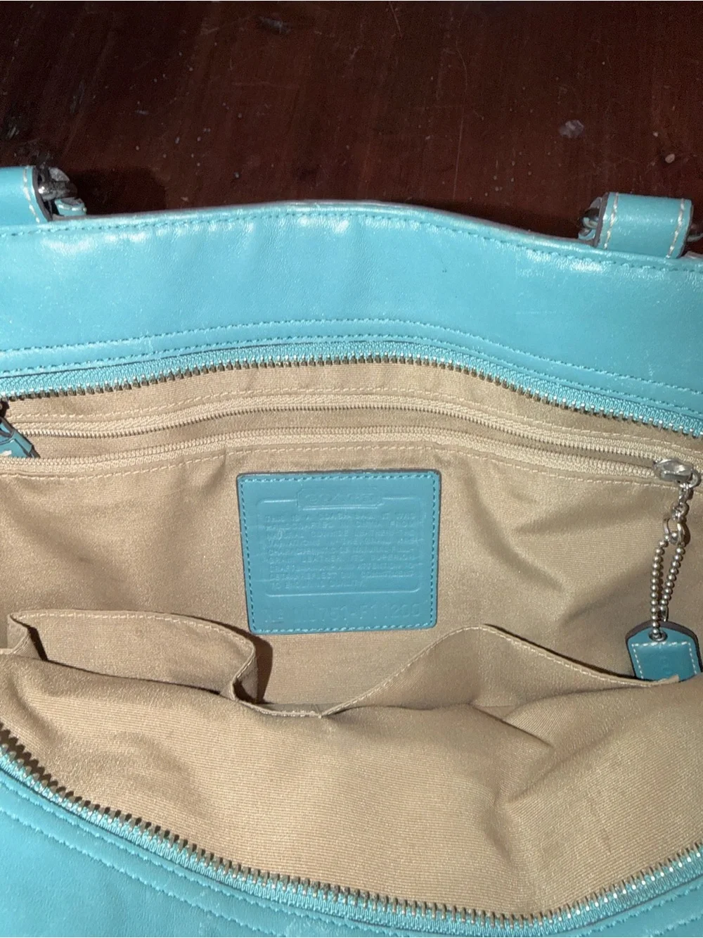 Women’s Light Blue Leather Tote Bag with Horsebit Accent